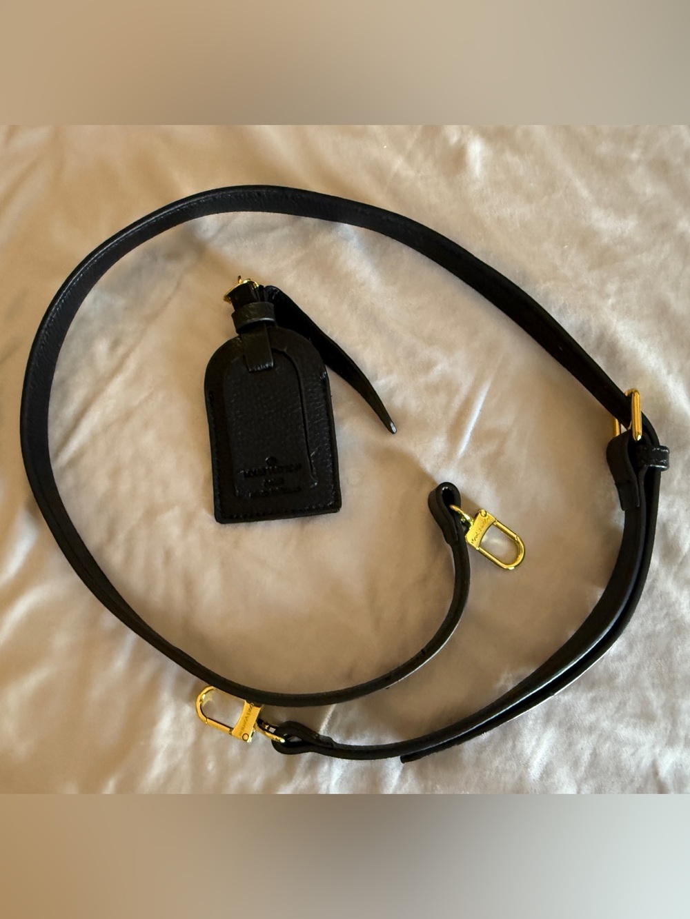 Louis Vuitton Black Leather Shoulder Strap Gold Hardware Adjustable Luggage Tag